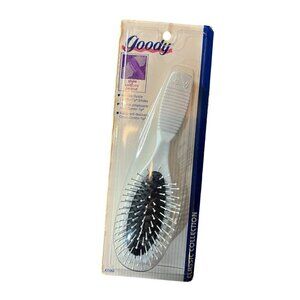 Vintage Goody Style Hair Brush Non-Slip Handle in White Comfor-Tip Bristles 1996